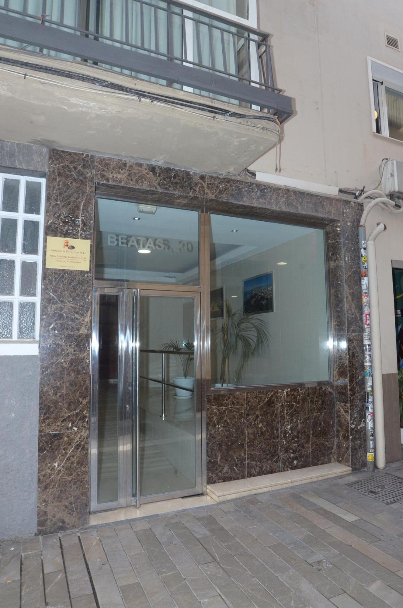 Alojamiento Beethoven Luxury Малага Экстерьер фото